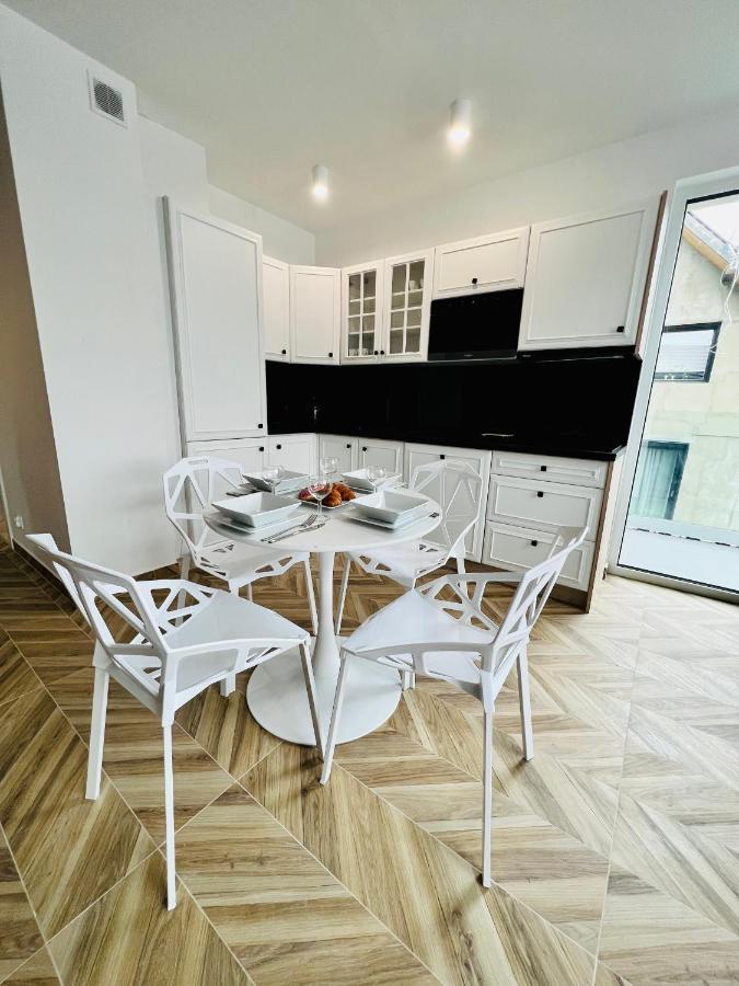 Sunbaltic Premium Ustka, II Poziomy, Przy Lesie, Dwa Balkony, Klimatyzacja, Parking Apartment Exterior photo